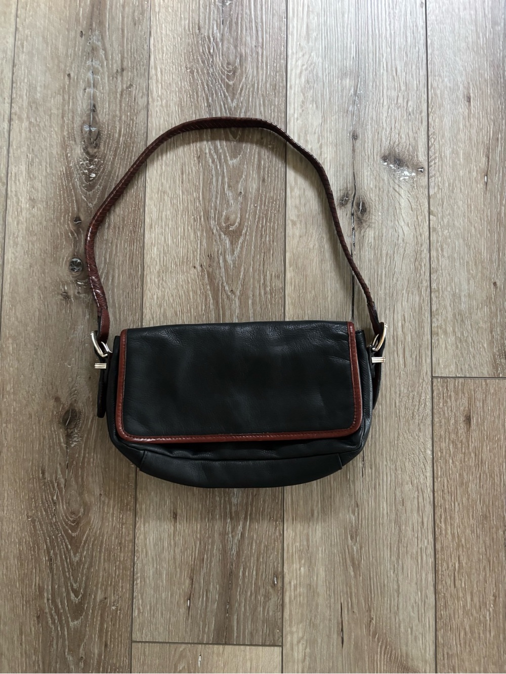 Vintage Fossil Black Leather Flap Shoulder Bag Brown Trim Y2K Baguette